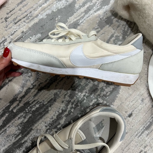 Nike size 8.5 women’s - Picture 4 of 4